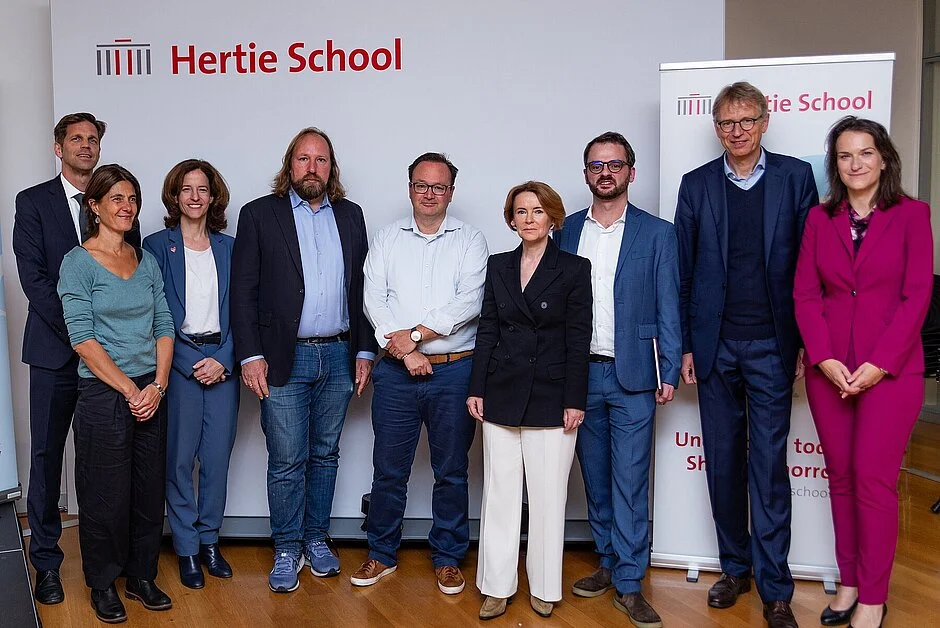 Photo of Johannes Lindner, Isabel Enderlein, Cornelia Woll, Anton Hofreiter, John Morijn, Marija Golubeva, Julian Wucherpfennig, Wolfgang Rohe, and Magdalena Kirchner